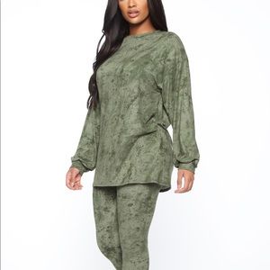 New fashion nova lounge set